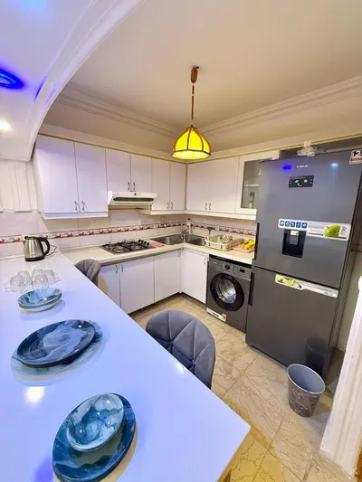 آپارتمان دوخوابه ارسباران واحد 3 شهرک صدف