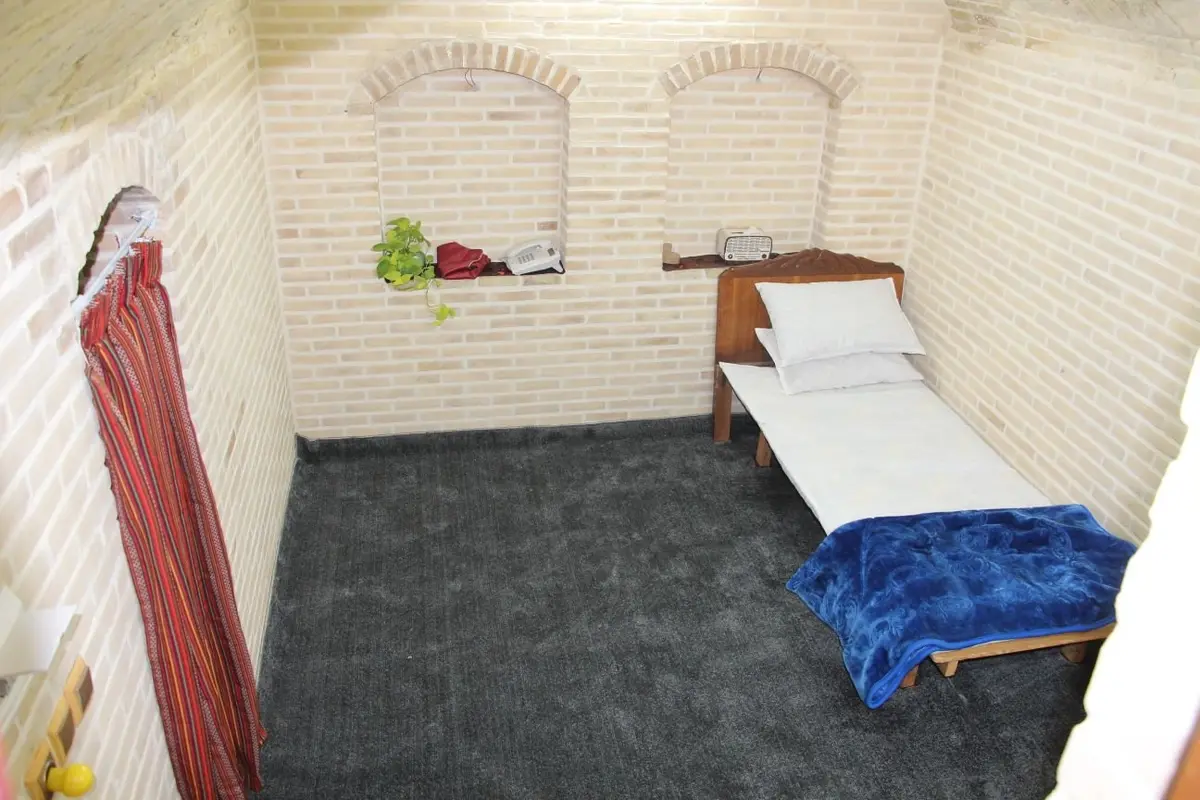 عمارت گلابگیر - واحد 5 شوادان