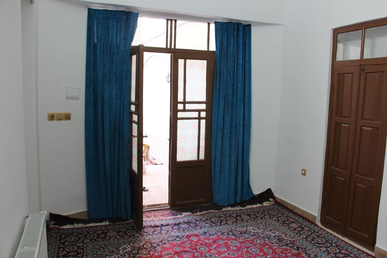 بوم گردی عمارت گلابگیر  - واحد 4 ارسی