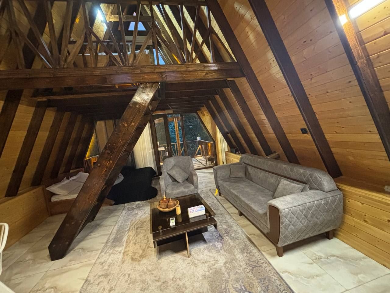 دوخوابه سوئیسی عروس