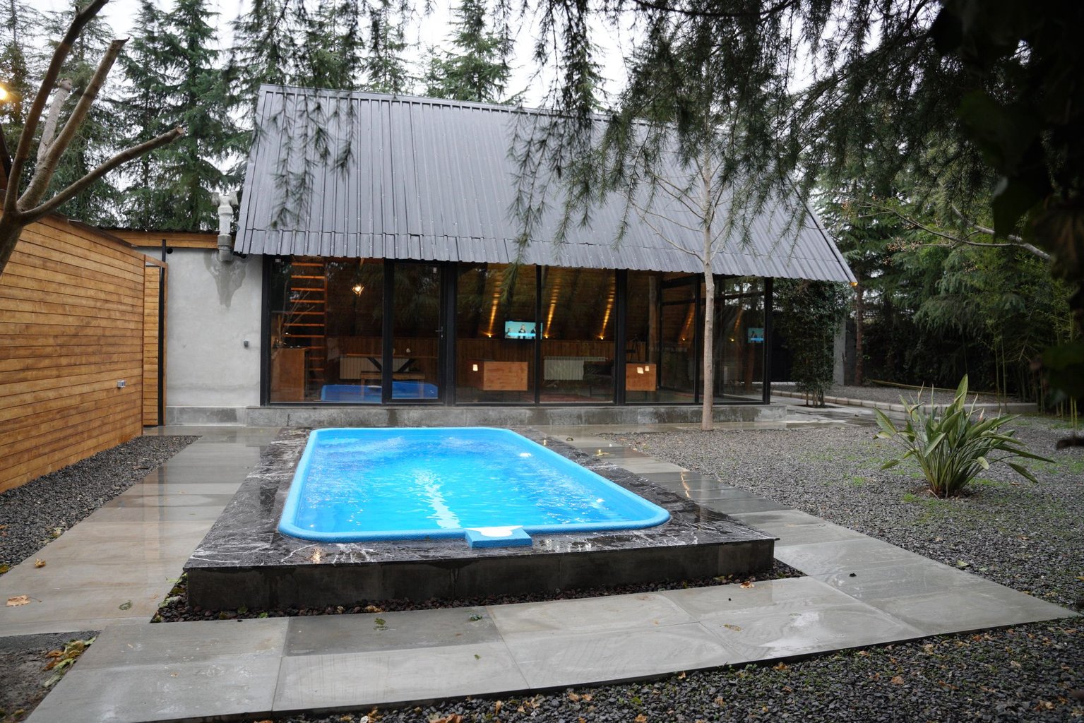 یک خوابه استخردار آبگرم بامبو سرای رستاک