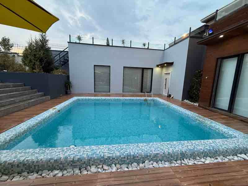 ویلا سه خوابه استخردار آبگرم ماه تاب - انتخاب عنوان تصویر