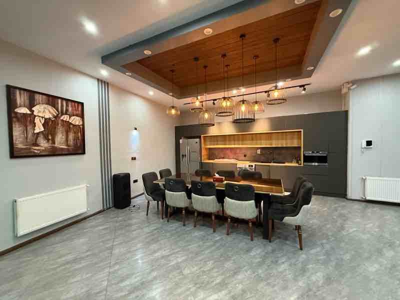 ویلا سه خوابه استخردار آبگرم ماه تاب