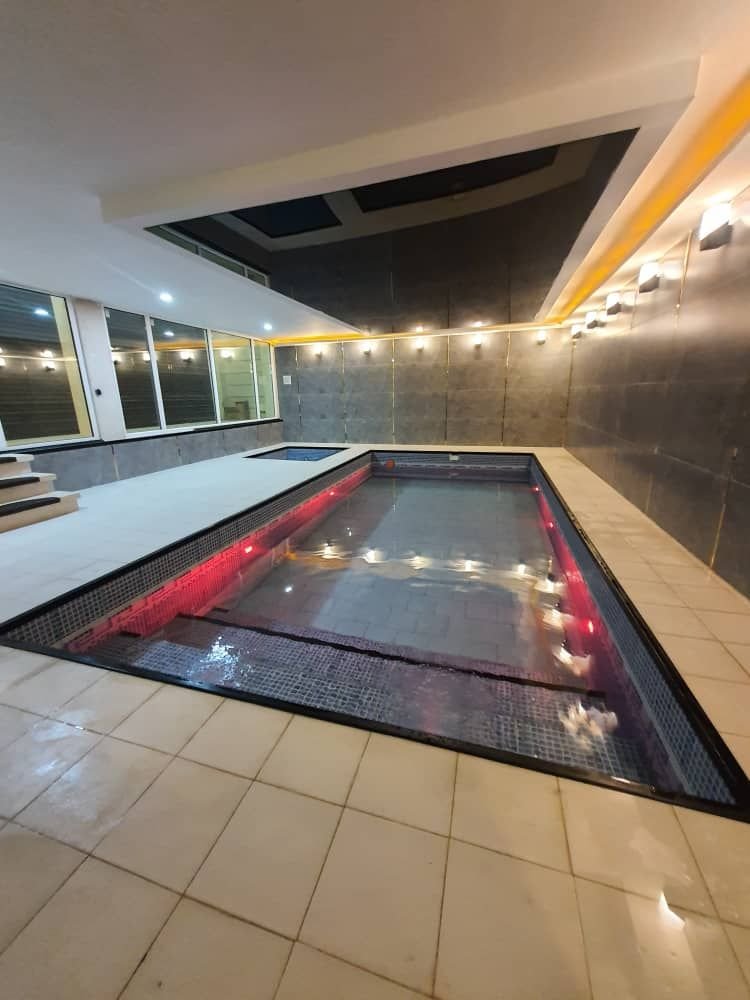 ویلا دوخوابه استخردار شاهنامه 36 - استخر سرپوشیده