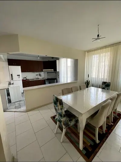 آپارتمان دوخوابه آفتاب 4 دریاچه