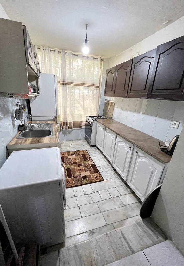 آپارتمان دوخوابه آفتاب 5 دریاچه