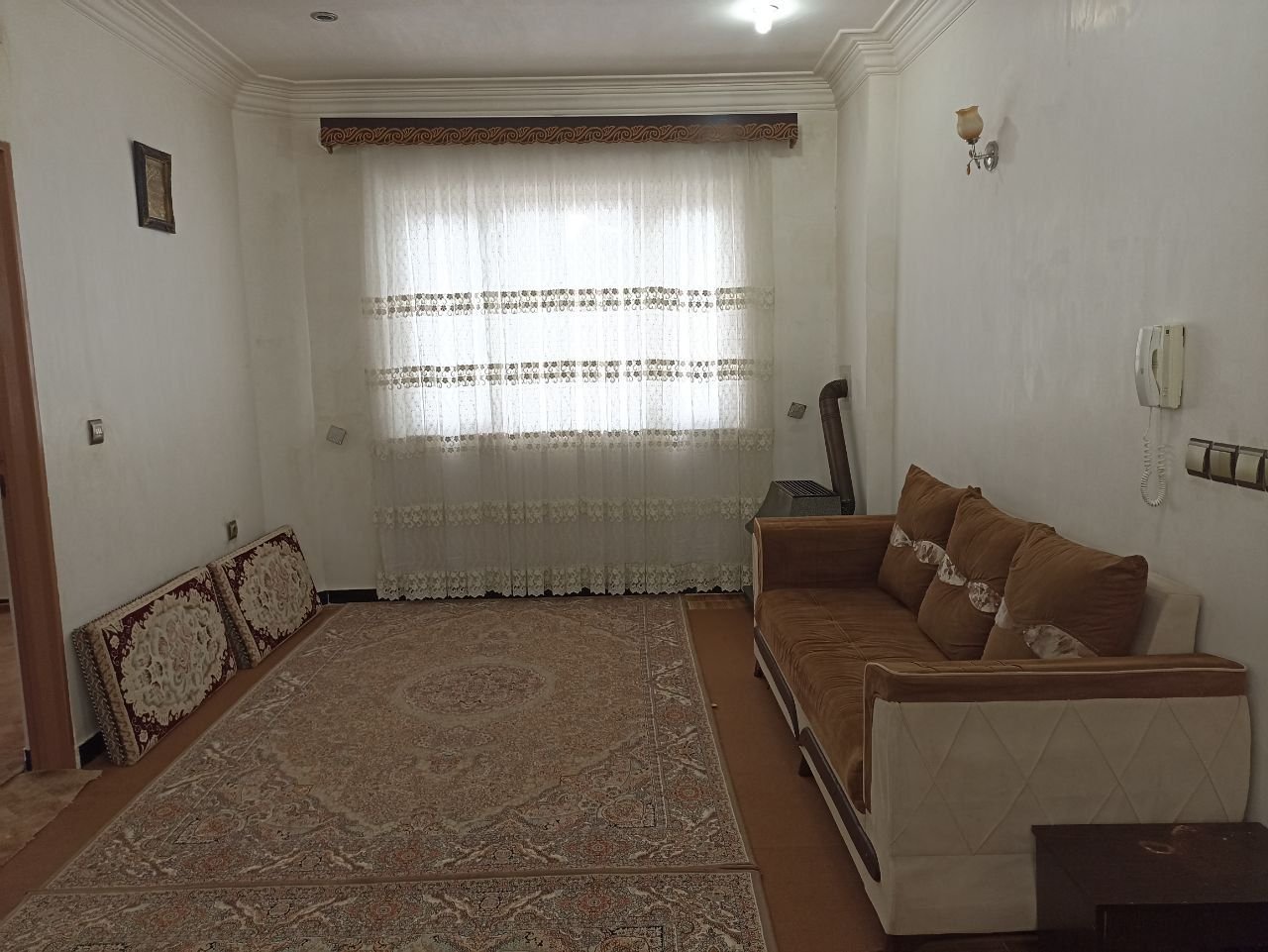 آپارتمان یک خوابه سیران ۲ - پذیرایی