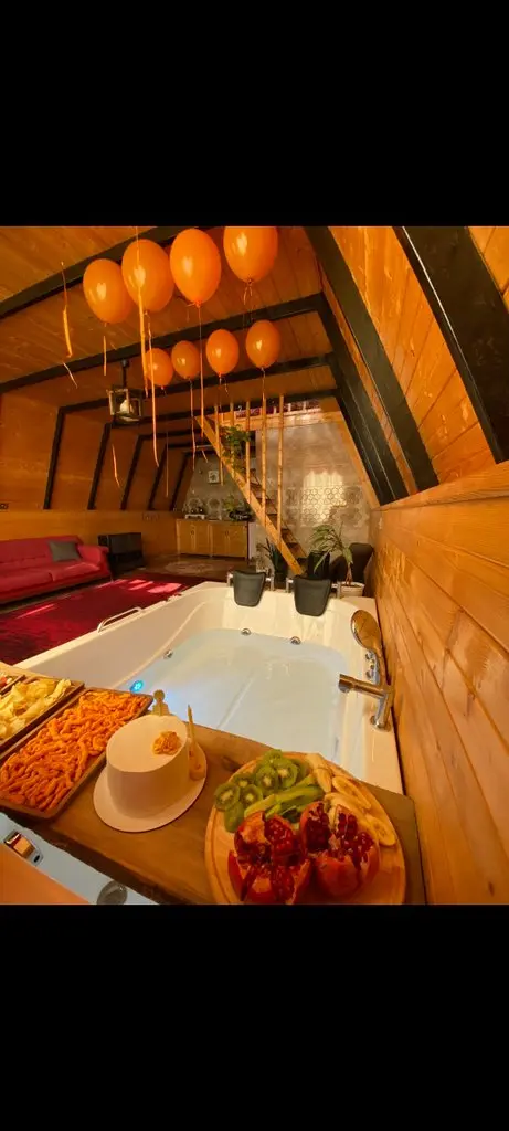 کلبه یک خوابه جنگلی جکوزی دار دیار 