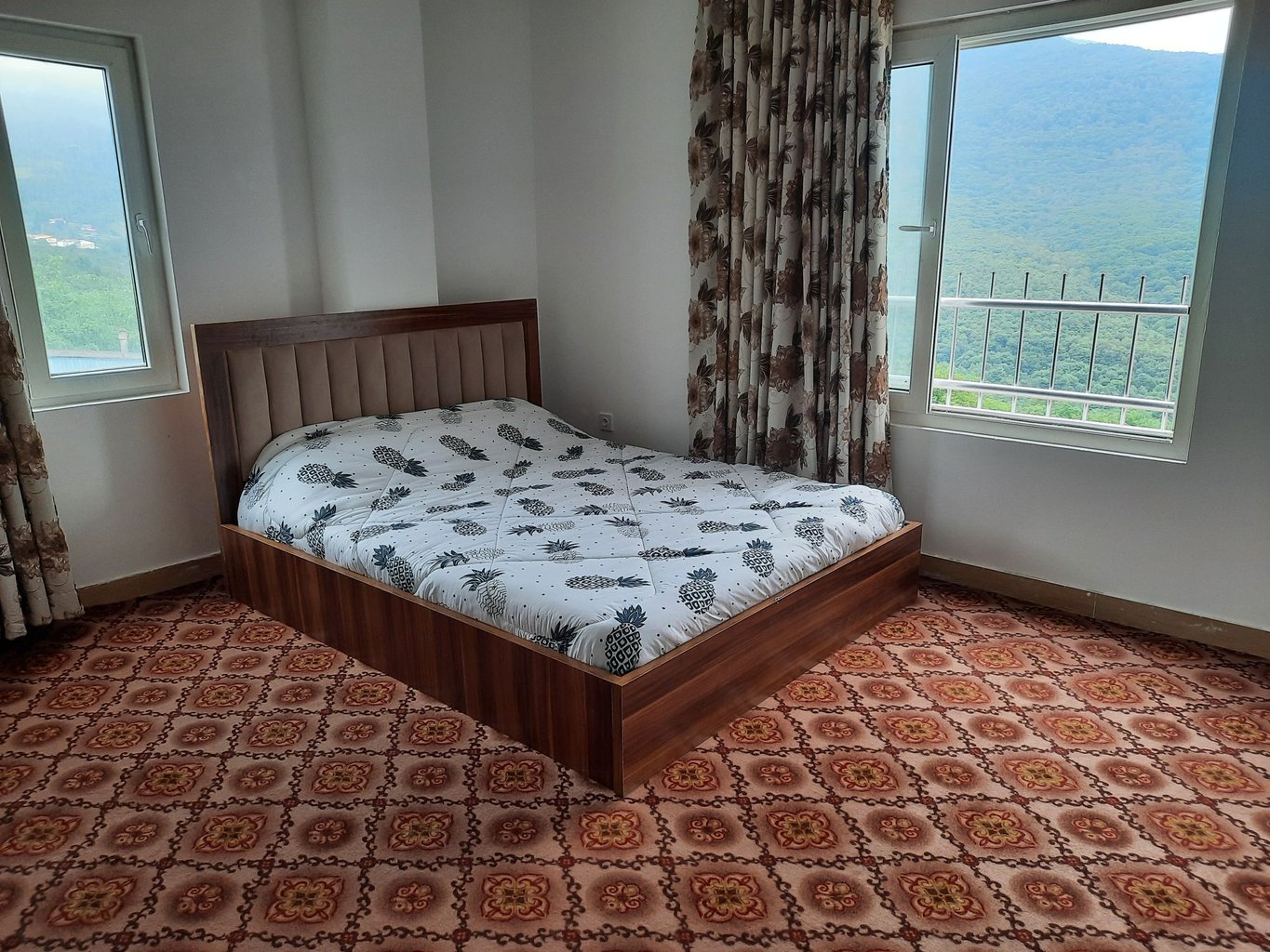 دوخوابه جنگلی عمارت چلاو 3