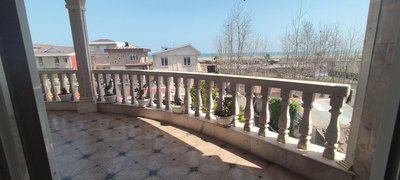 آپارتمان دوخوابه ساحلی قلی نژاد واحد 5