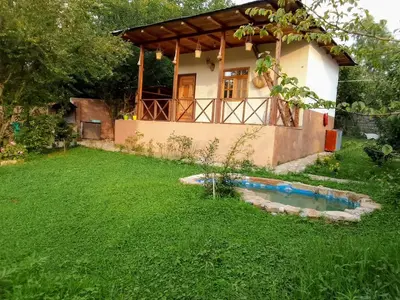 کلبه فلت چوبی روستایی آق مشهد