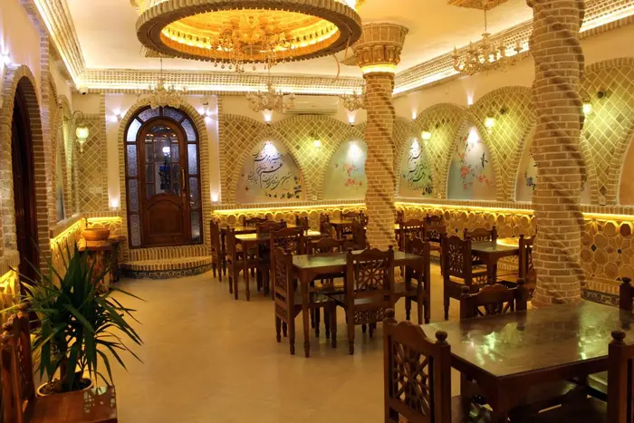 بوم گردی بوتیک هتل دژ - واحد 104 - رستوران