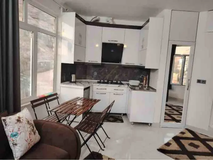 کلبه فلت بزنق 1 - انتخاب عنوان تصویر