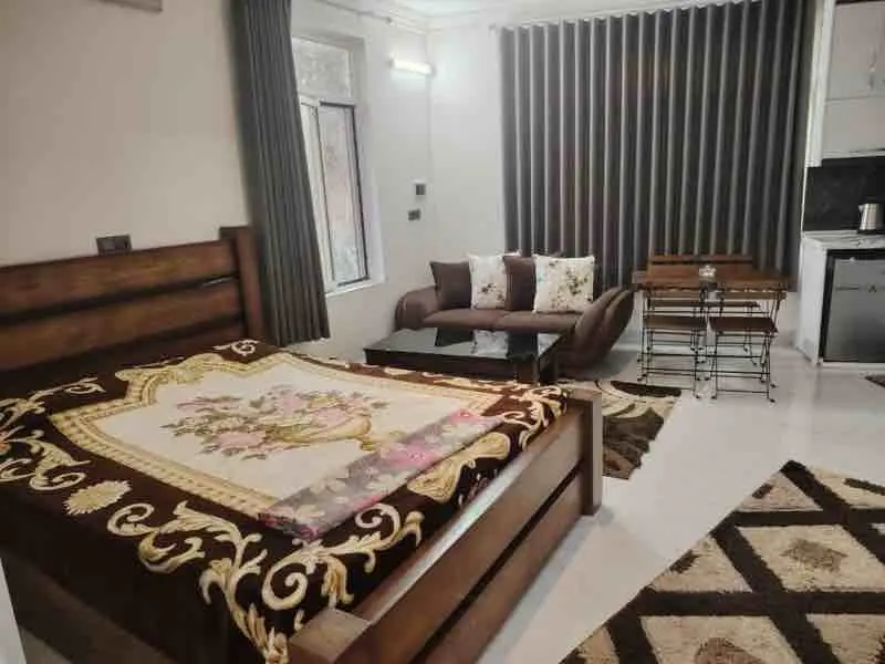 کلبه فلت بزنق 1 - انتخاب عنوان تصویر