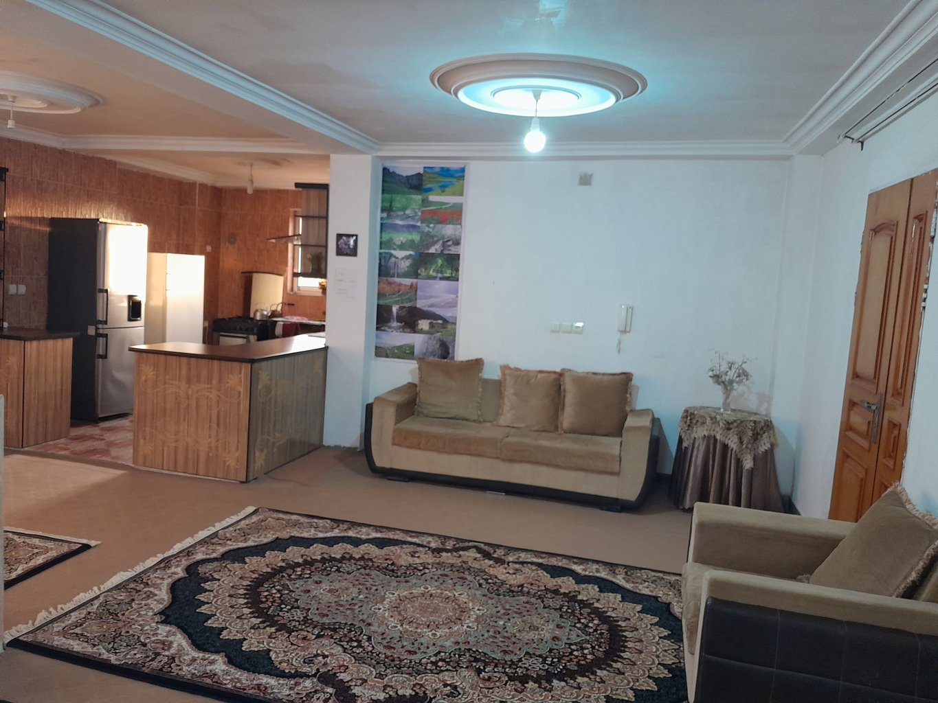 آپارتمان دوخوابه استخردار وحدت