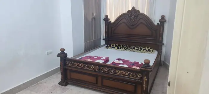آپارتمان دوخوابه گلزاری 1