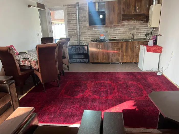 کلبه یک خوابه مش بابا صوفیانده - سالن