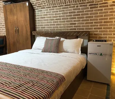 اقامتگاه سنتی خانه تاریخی نبوی - واحد محرابی