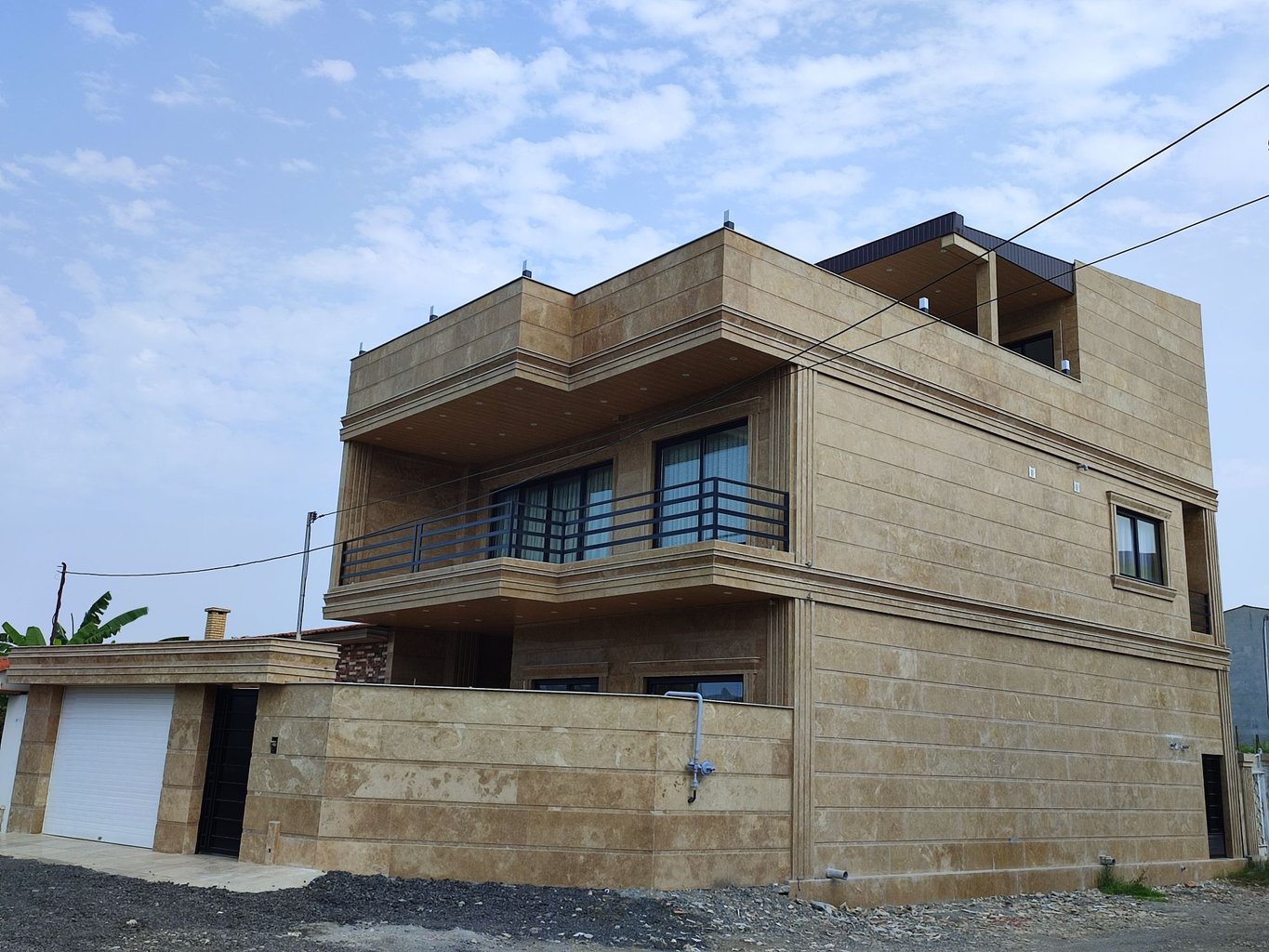 ویلا سه خوابه استخردار آبگرم آریا