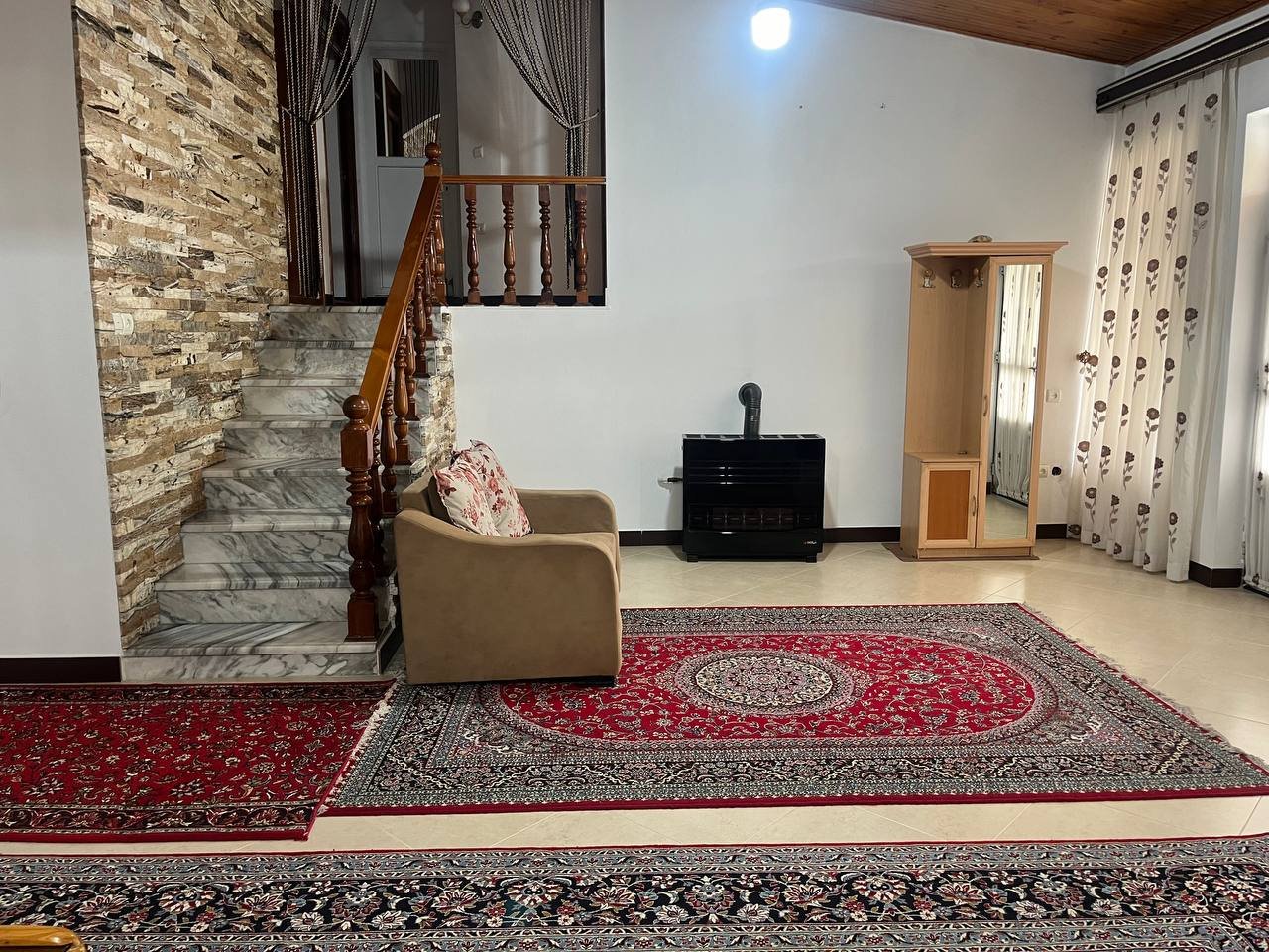 سه خوابه صادقی