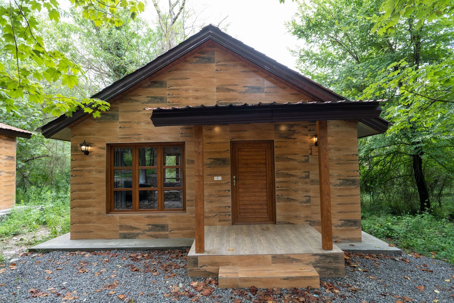 کلبه یک خوابه سی سنگان 3 - نمای اصلی