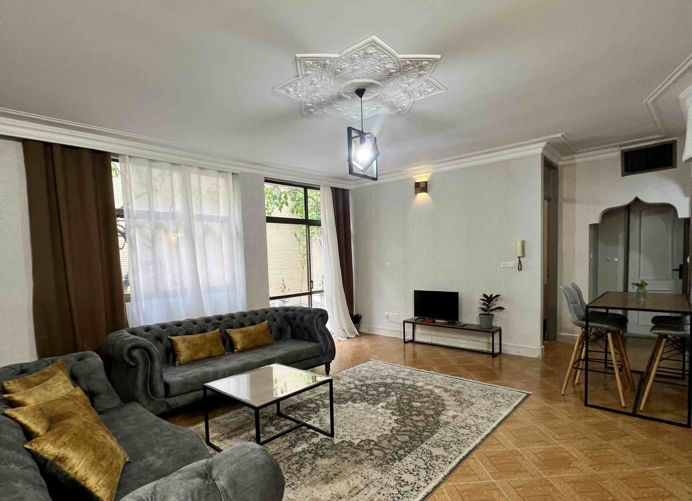 آپارتمان یک خوابه باغ غدیر 1