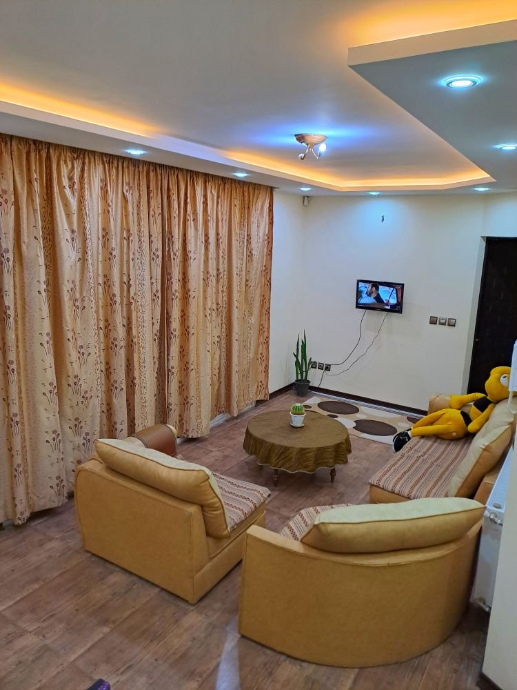 سه خوابه استخردار شهر ابریشم