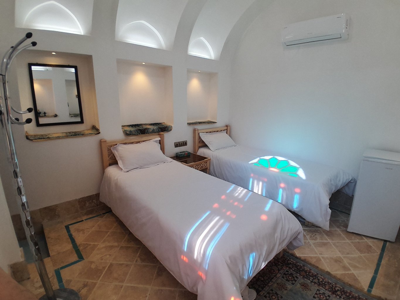 عمارت شاه نشین - واحد ۲۰۴