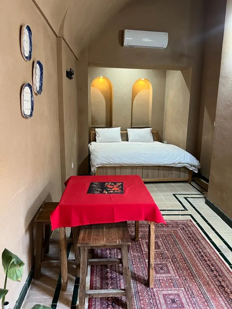 بوم گردی سرای دشتی - واحد شادی