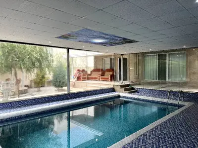 ویلا دوخوابه استخردار باغ طاووس