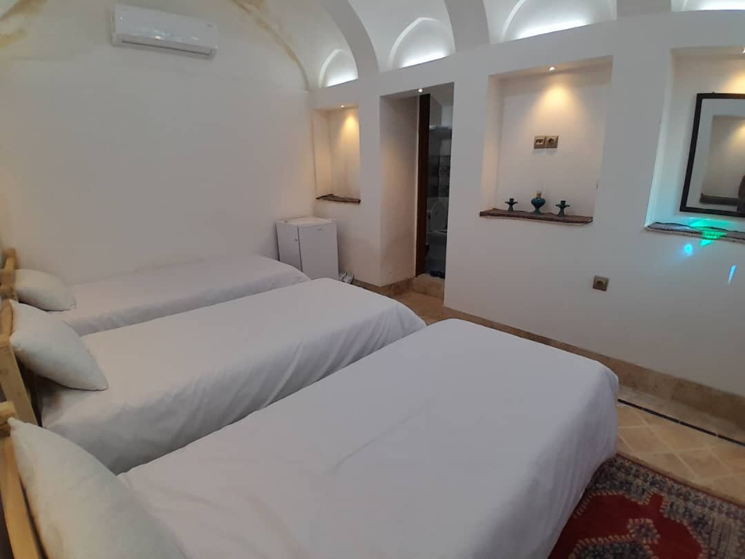 عمارت شاه نشین ۱ - واحد ۱۰۵