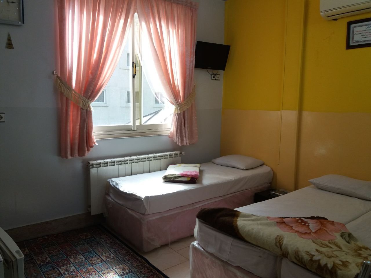 سوئیت یادگار - واحد 302