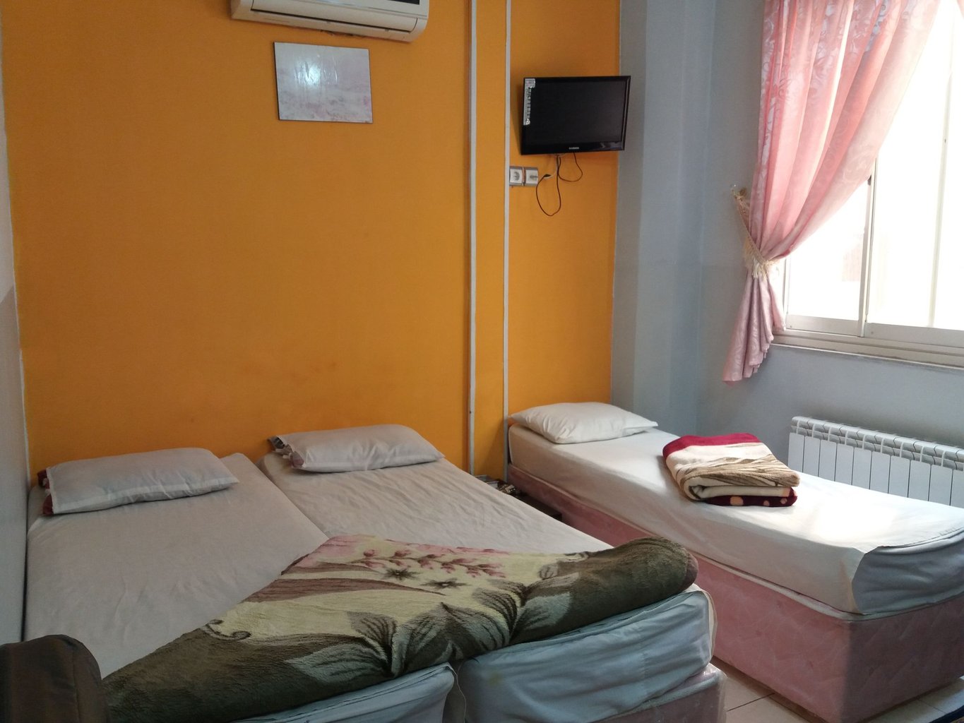 سوئیت یادگار - واحد 302