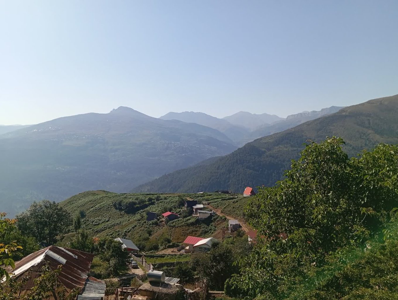 ویلا یک خوابه سوئیسی ملکشاه