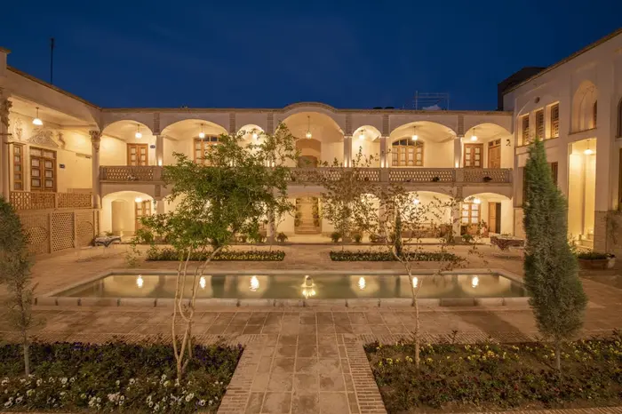 اقامتگاه سنتی عمارت محمودیه - واحد ۲۰۴ شمس جهان