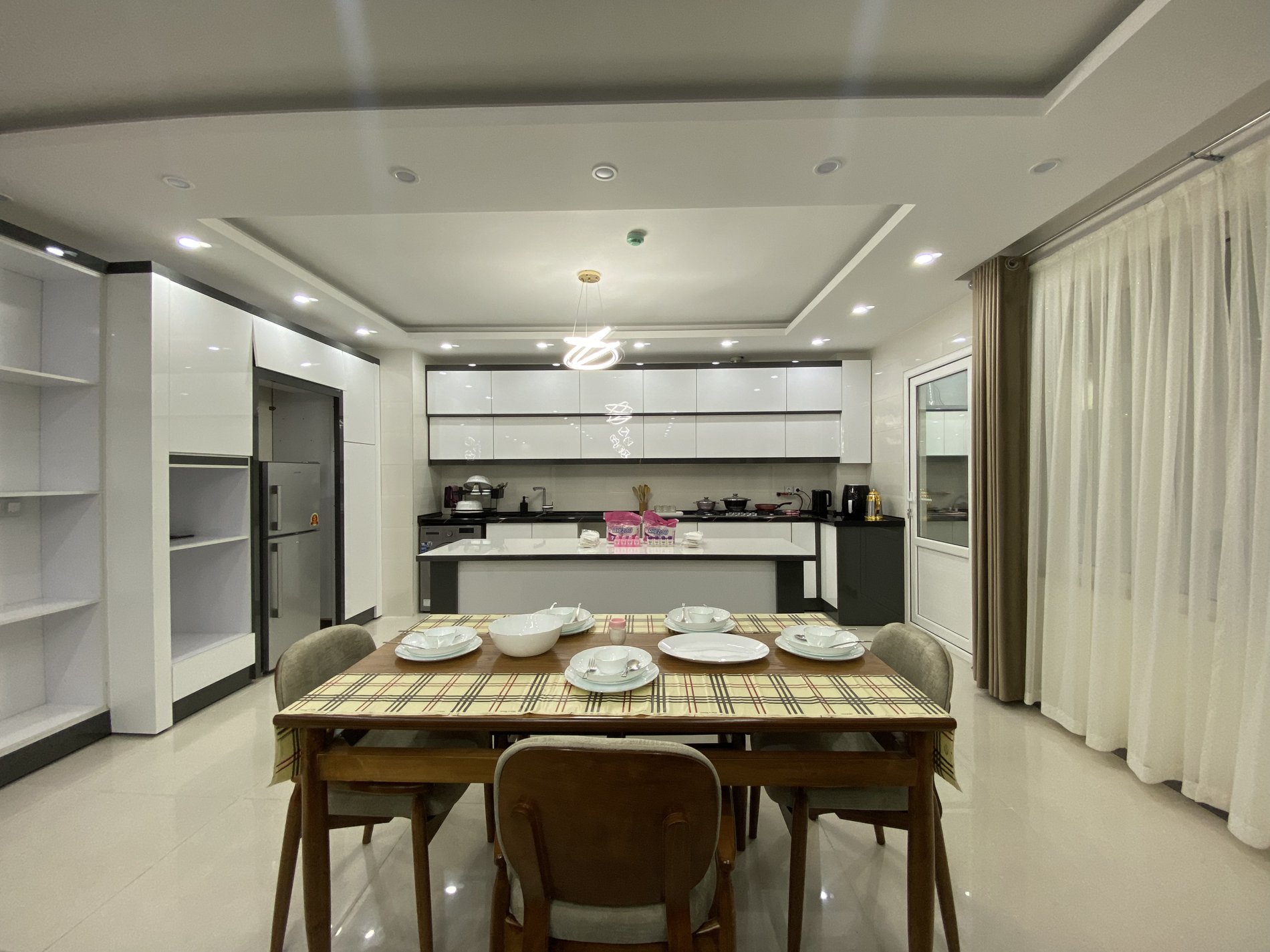 سه خوابه سام گلد