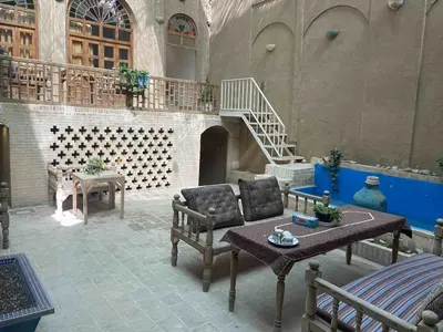 بومگردی رخ شین - واحد پنج تخته 2