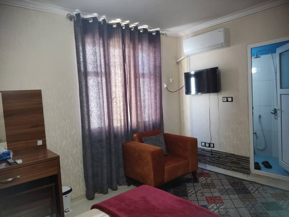 امیر - واحد 202