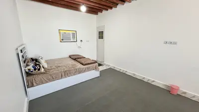 بومگردی لاور - واحد کُنار