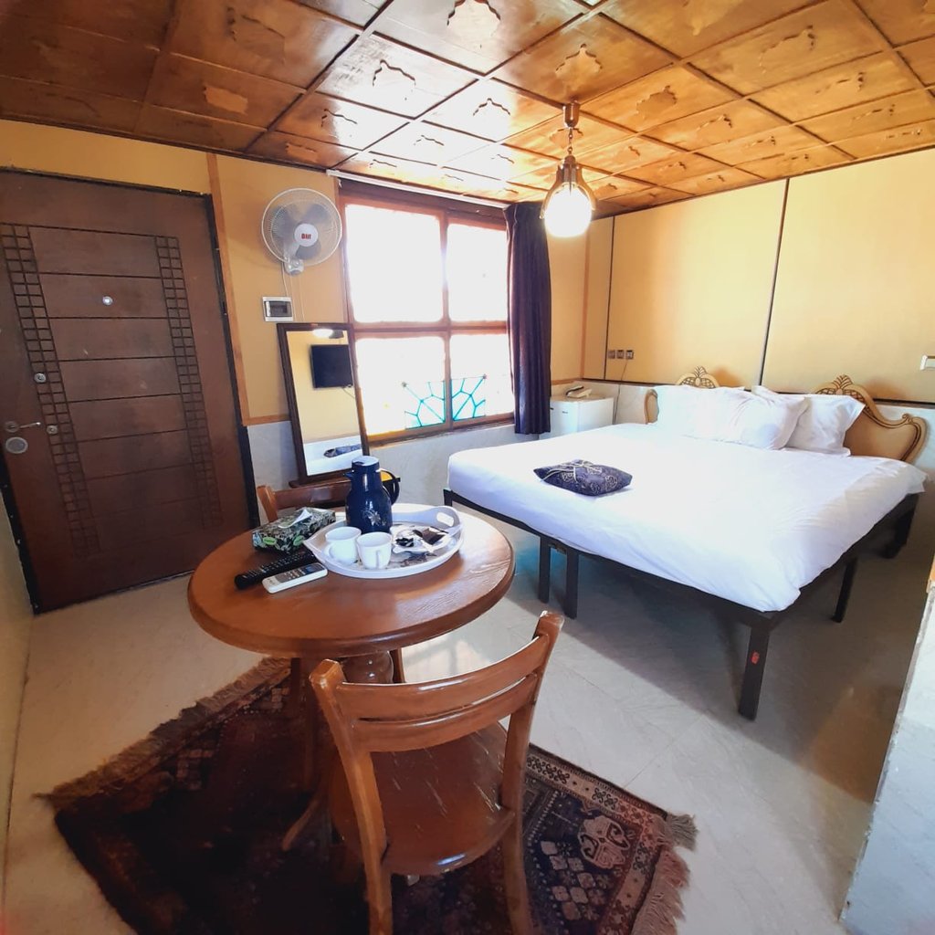 اقامتگاه سنتی نیایش سوته دلان - واحد 411