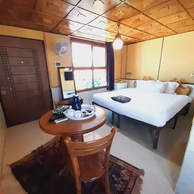 اقامتگاه سنتی نیایش سوته دلان - واحد 411