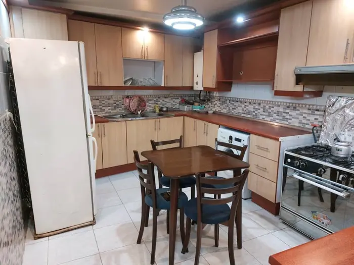 آپارتمان دوخوابه سید 3 بزرگمهر -   