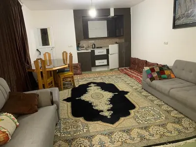 سوئیت فلت دست افشان