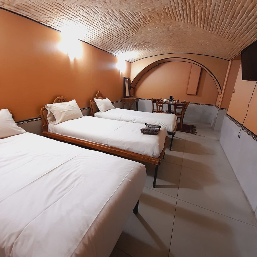 نیایش سوته دلان - واحد 706