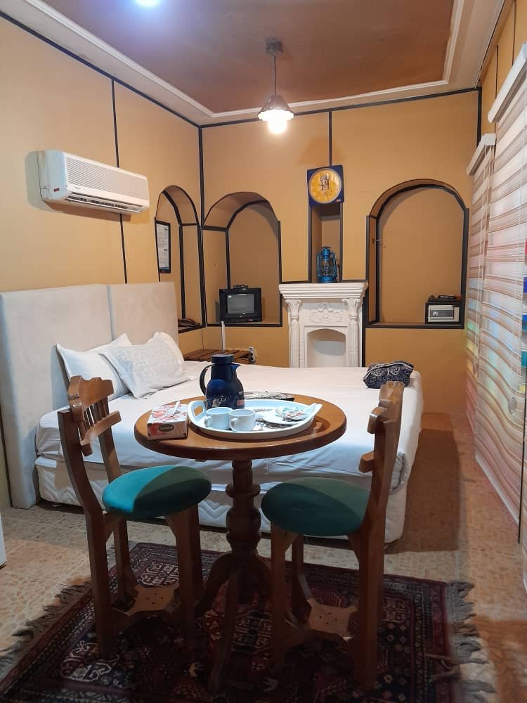 نیایش سوته دلان - واحد 1