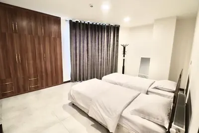 آپارتمان سه خوابه آقایی واحد ۱