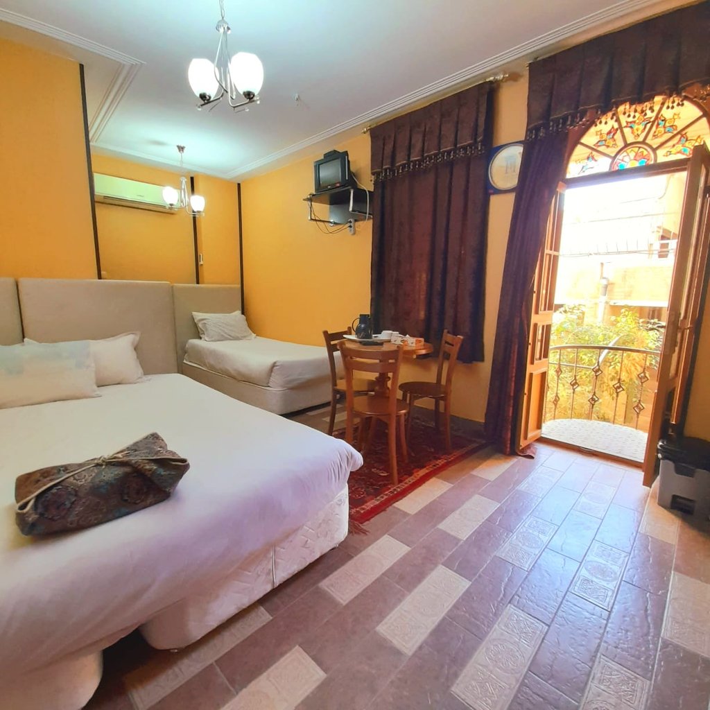 نیایش سوته دلان - واحد 20