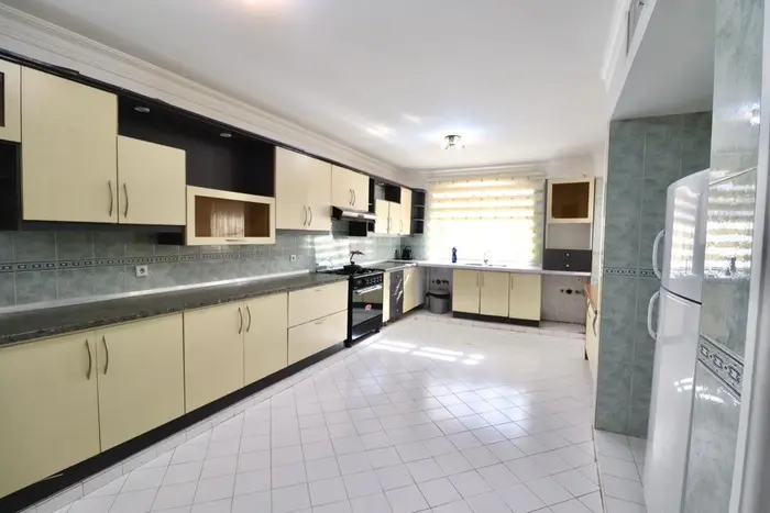 آپارتمان سه خوابه نیایش 3