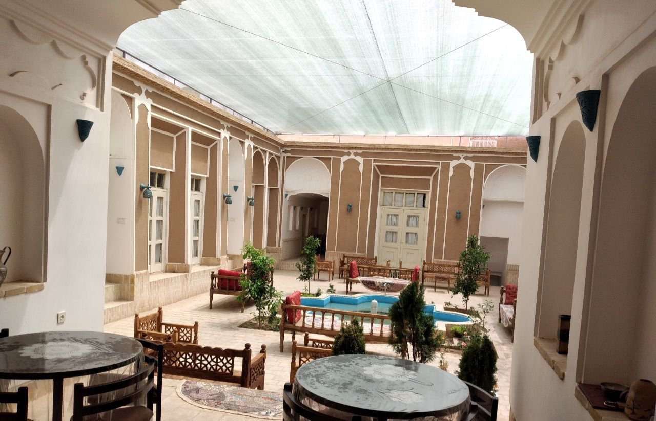 سرای سپنج - واحد خوش نشین