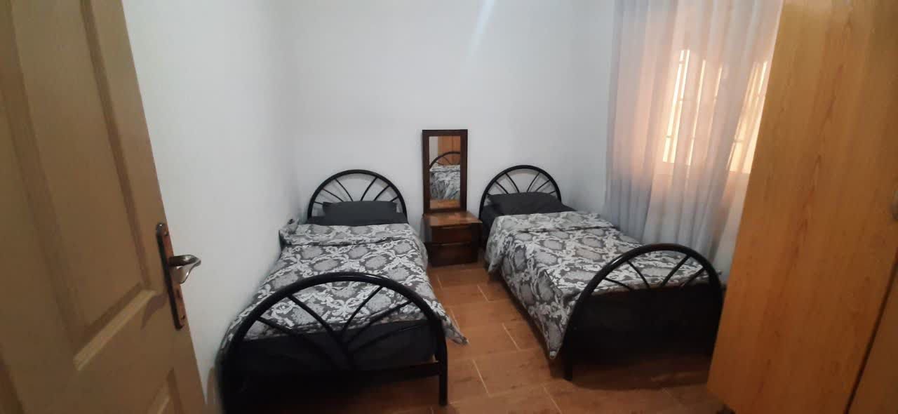 دوخوابه ساحلی صادقیان 2